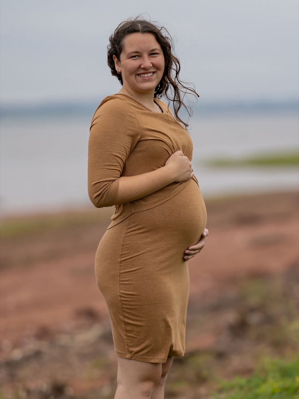 PEIFOTOSHOP — Maternity · By the water
