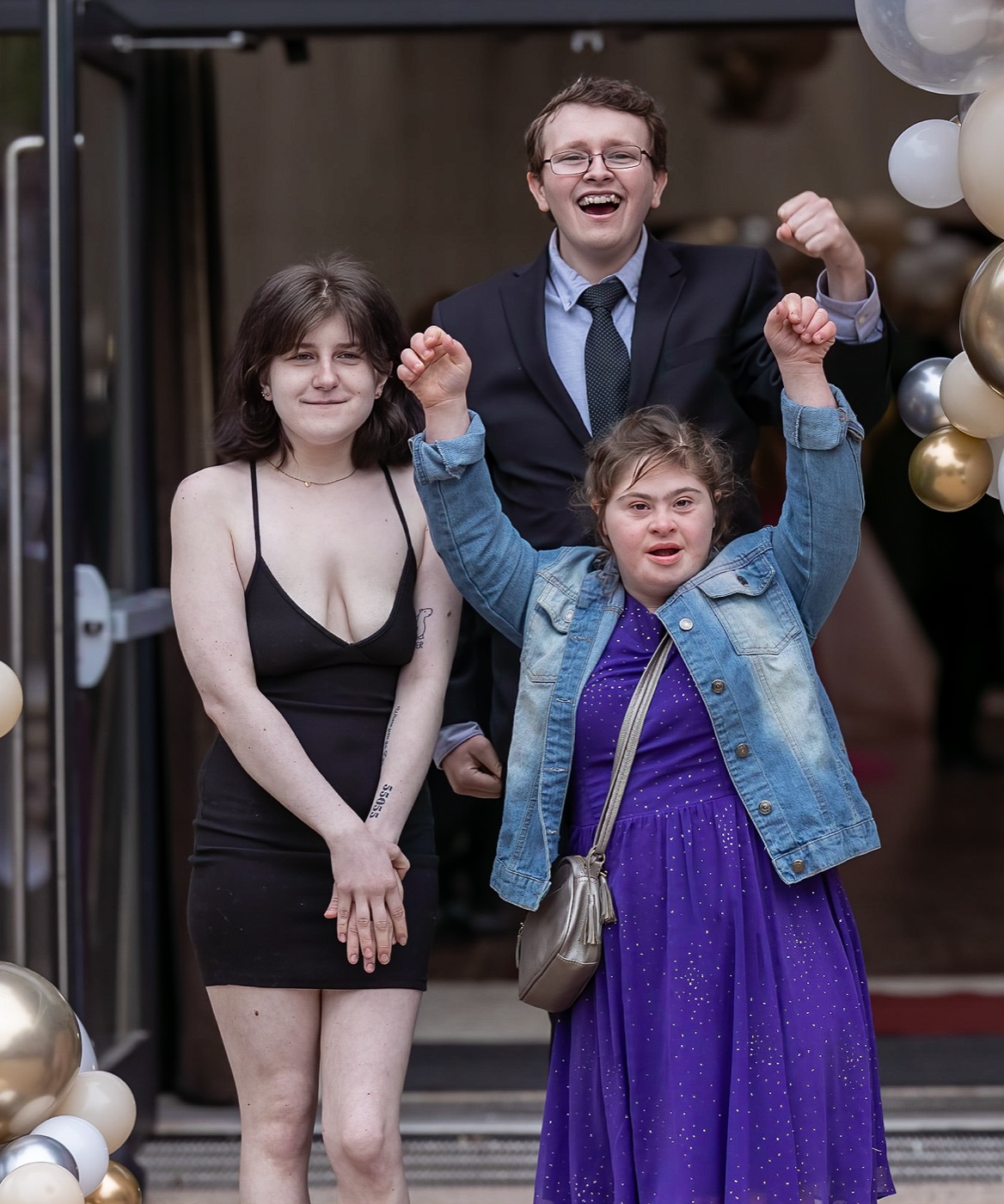 PEIFOTOSHOP — Rural Prom · Pure joy