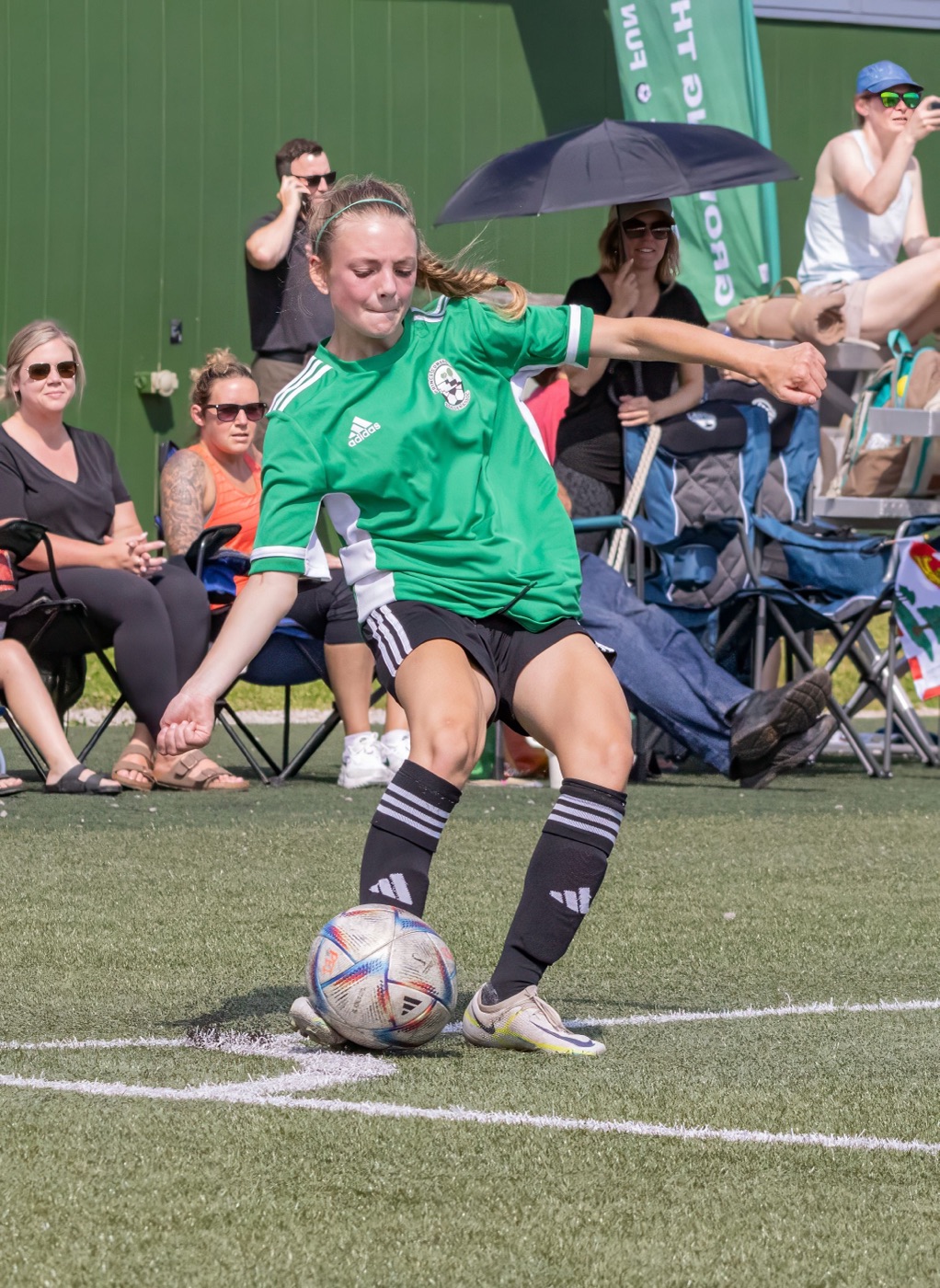 PEIFOTOSHOP — Atlantics · Free kick