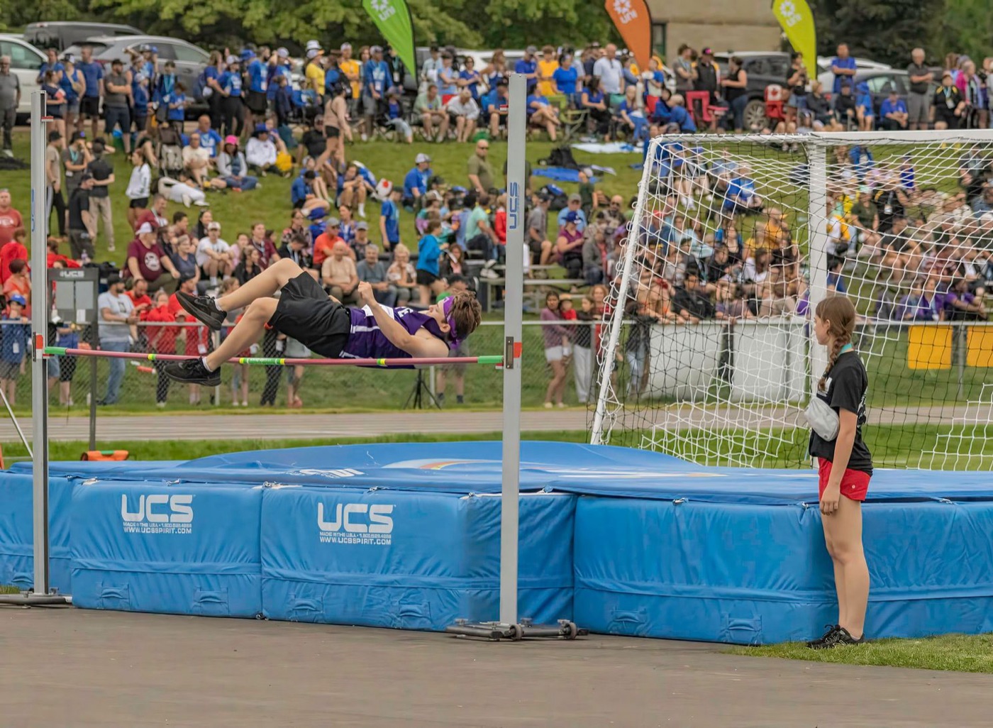 PEIFOTOSHOP — Track · High jump