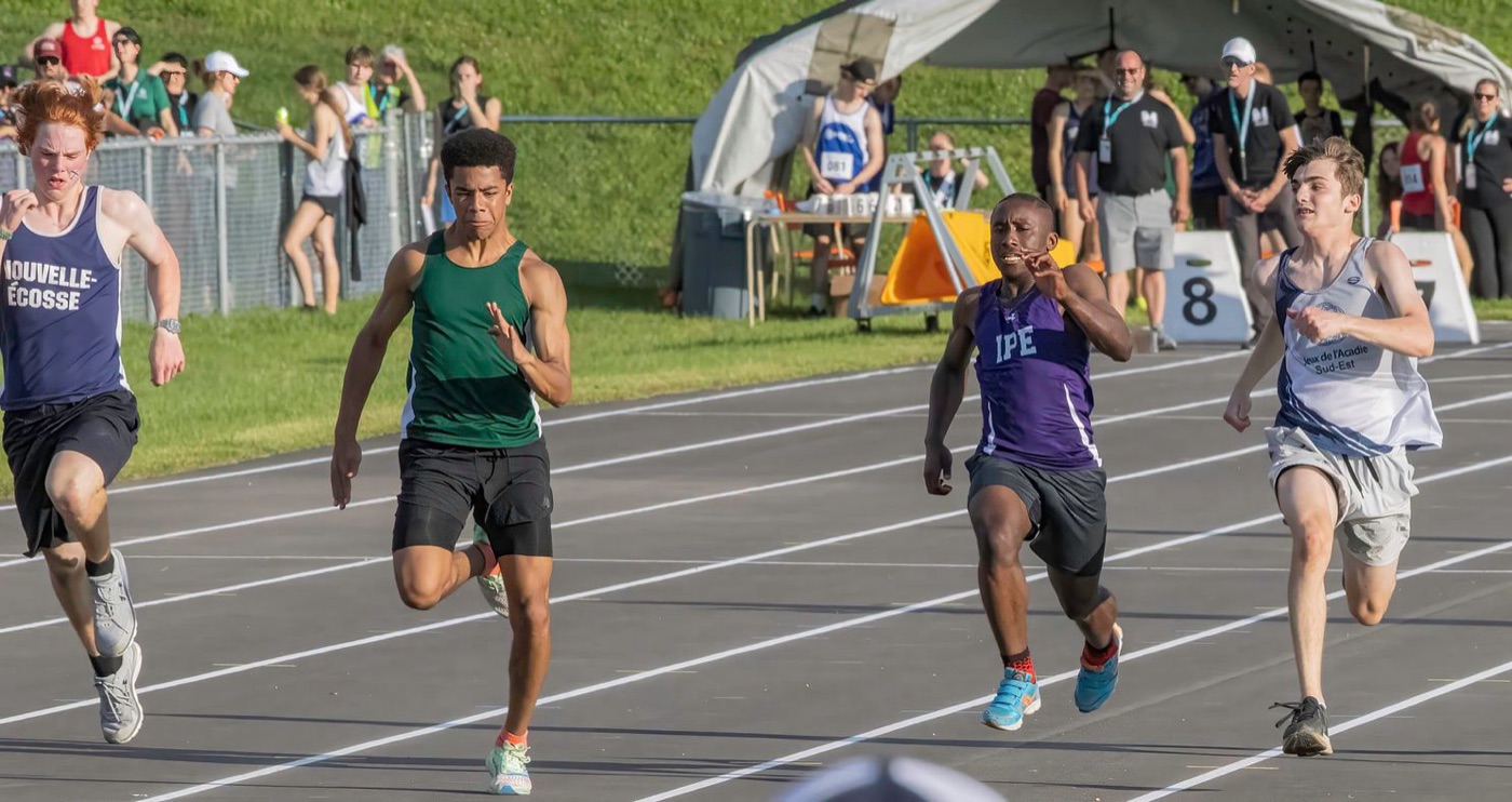 PEIFOTOSHOP — Track · 100m sprint