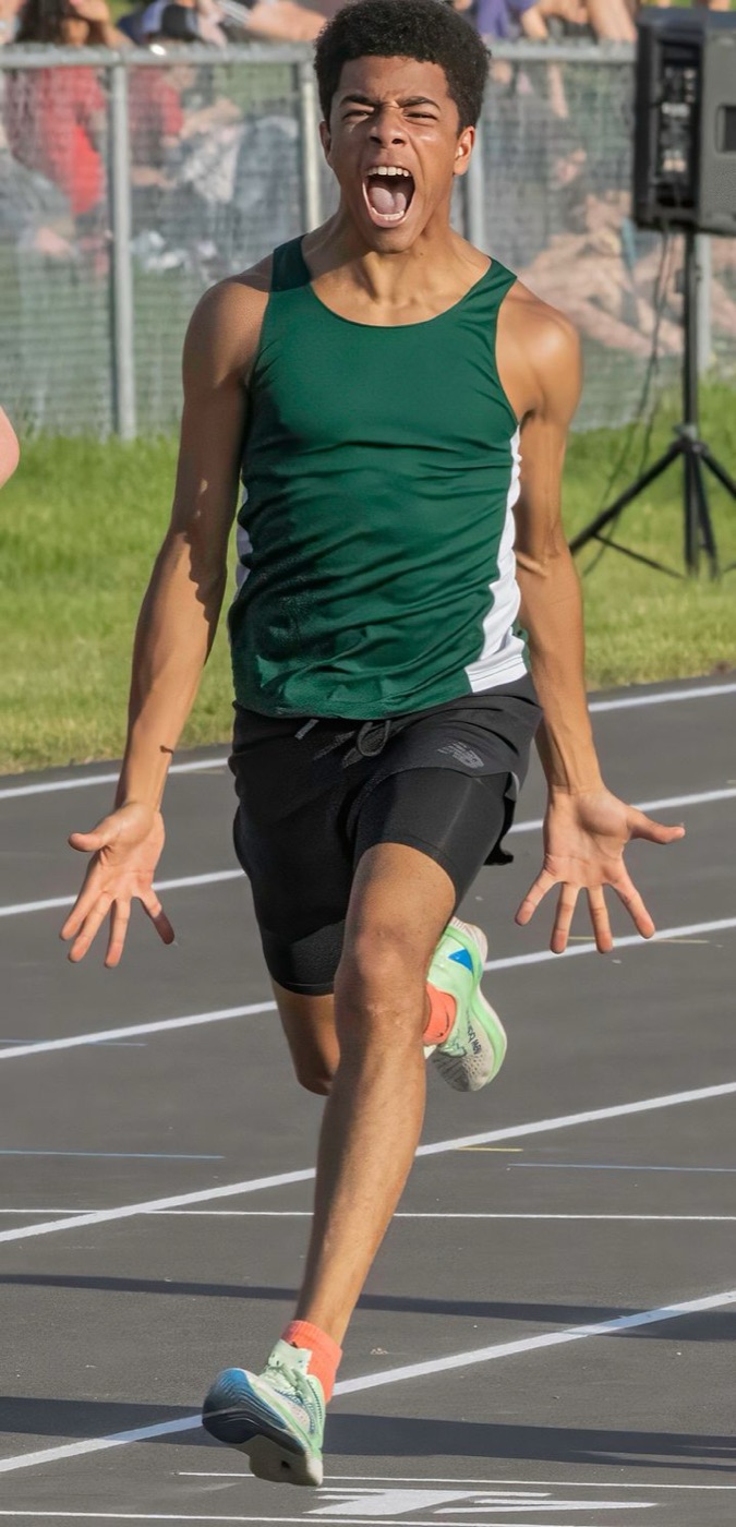 PEIFOTOSHOP — Track · 100m finish